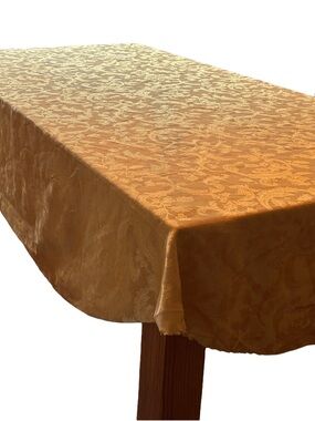 Set of 2 Gold Damask Winter  Holly Tablecloths and 6 chair bows